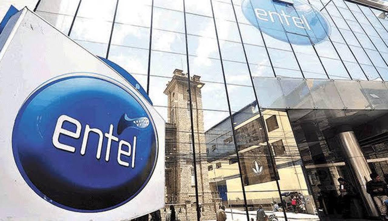Gerente de Entel visitó empresas extranjeras del rubro de telecomunicaciones: “Presentará un informe”, dijo Zamora