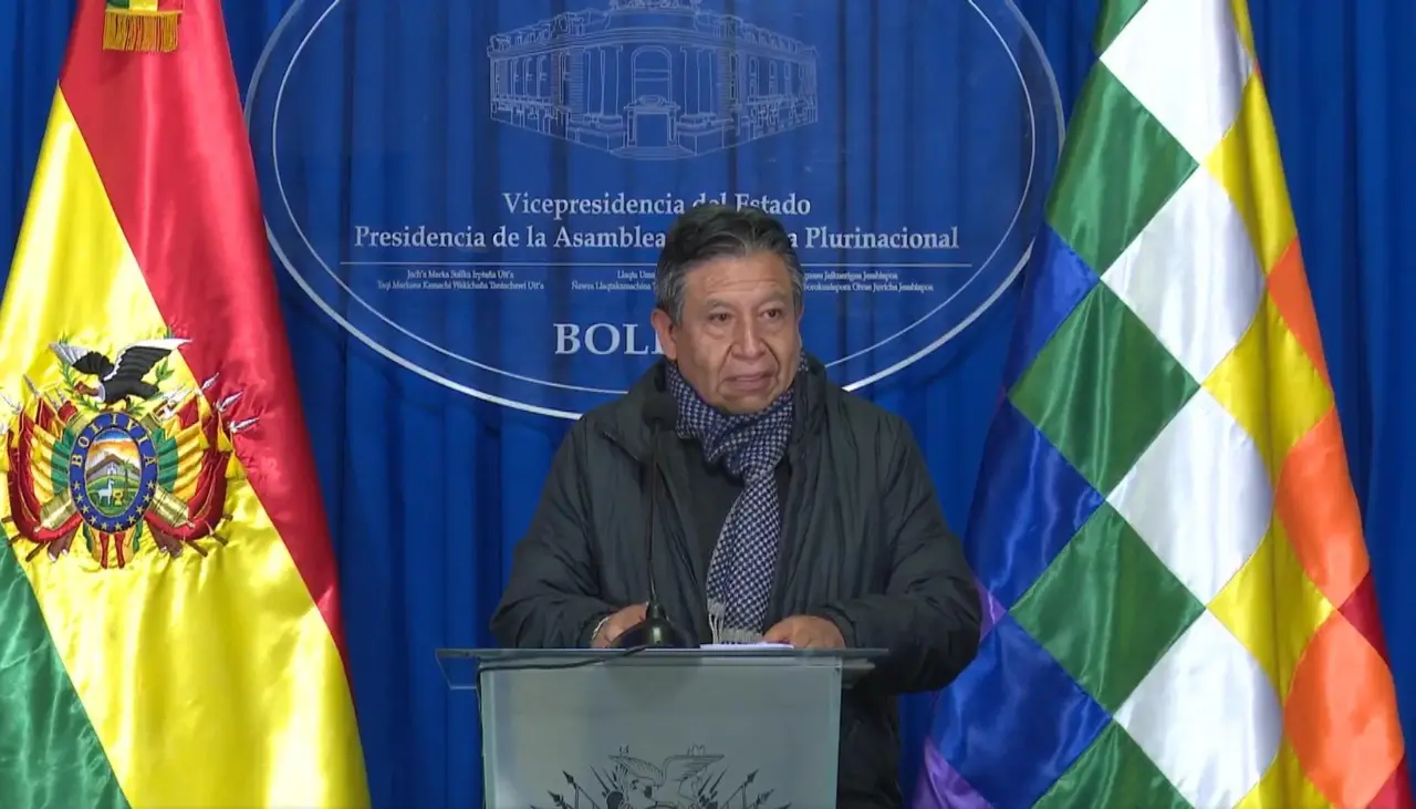 Tras fallida sesión, Choquehuanca anuncia que convocará a jefes de bancada después del 6 de agosto