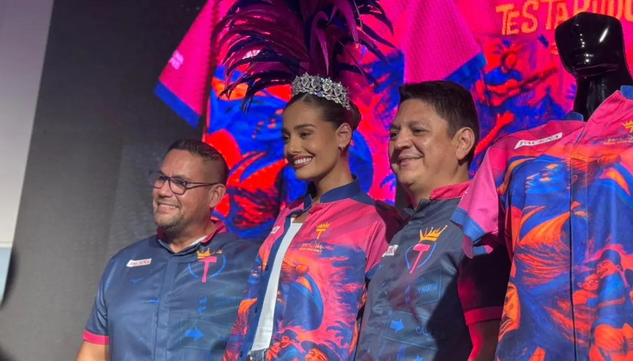 ‘Testarudos’ presentan su casaca para el Carnaval cruceño 2026