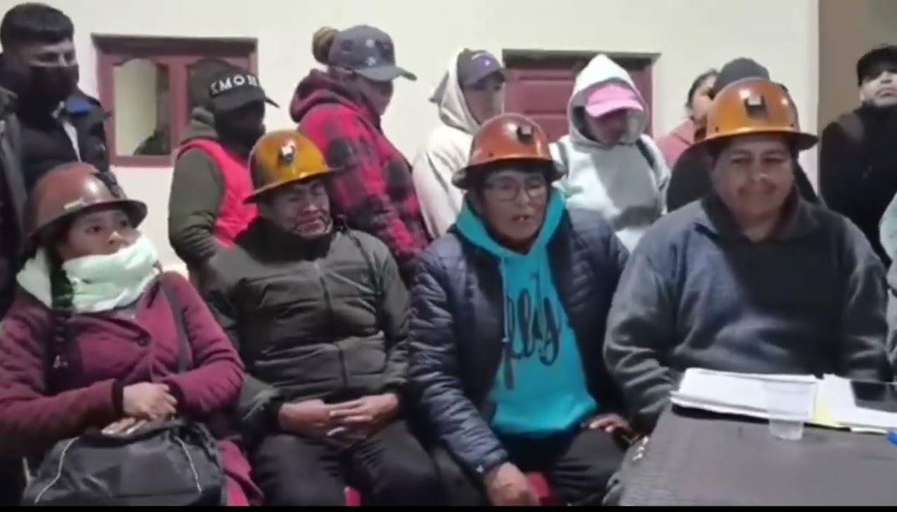 “Mario Argollo no nos representa”: desde Huanuni advierten con desbloquear El Alto