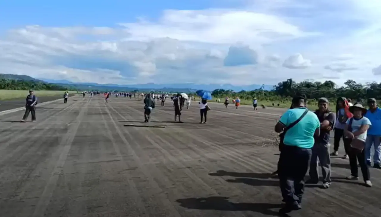 Naabol denuncia ingreso por la fuerza al aeropuerto de Chimoré y colocado de obstáculos en la pista