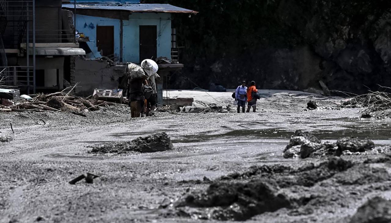Al menos 362 muertos y más de 1.400 desaparecidos tras las riadas entre Nepal y el Tíbet