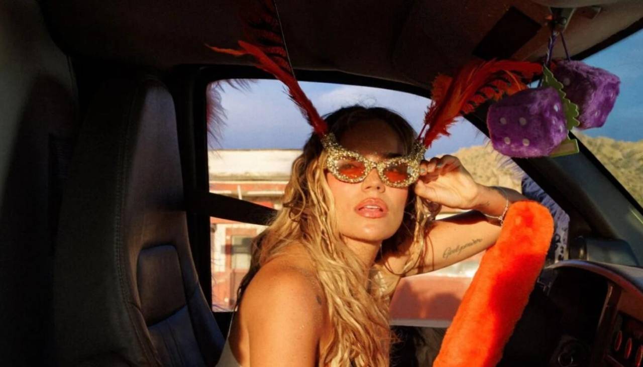 Karol G amplía su gira ‘Viajando por el mundo Tropitour’ tras venta millonaria de boletos