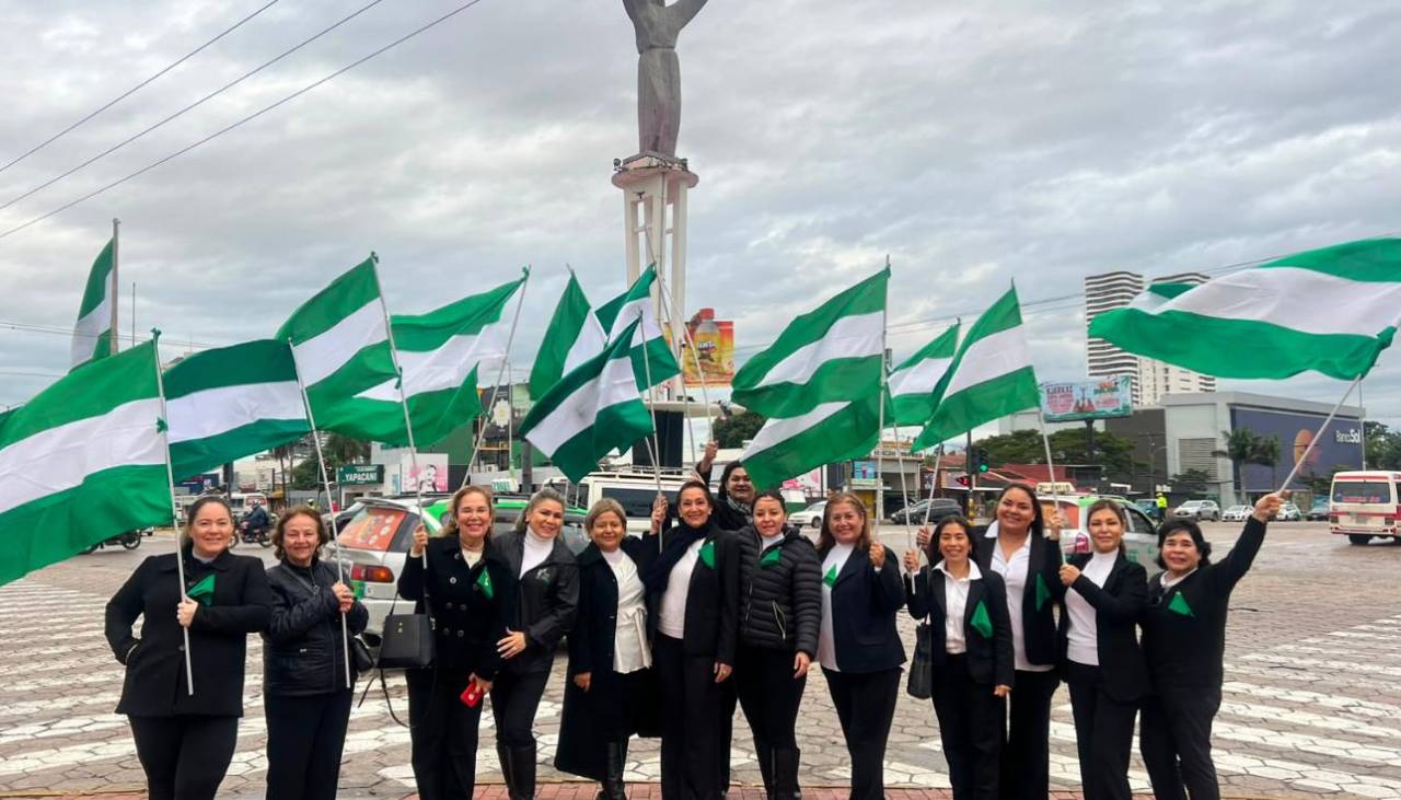 Día de la Bandera Cruceña se celebra este 24 de julio; cívicos llaman a embanderar la ciudad