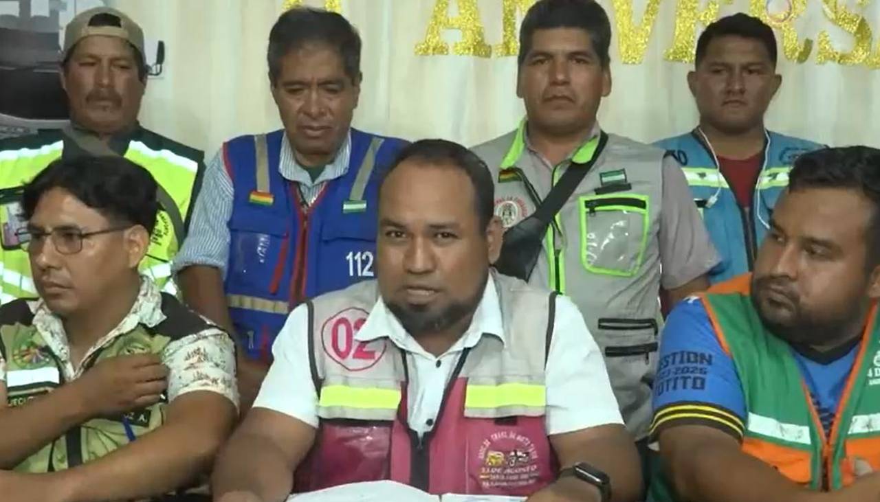 Mototaxistas dan ultimátum al Gobierno y advierten con asumir medidas por calidad del combustible