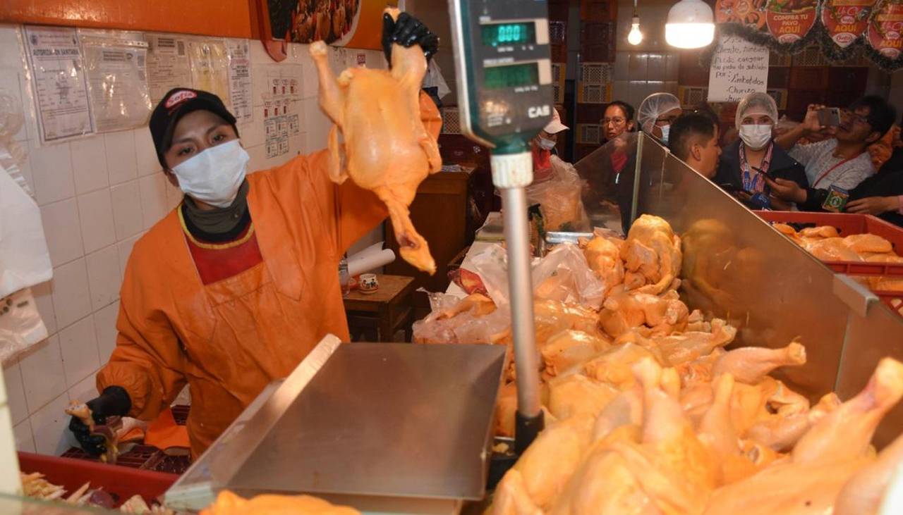 La inflación sigue en ascenso y superó el 18% entre enero y agosto de este año, según el INE