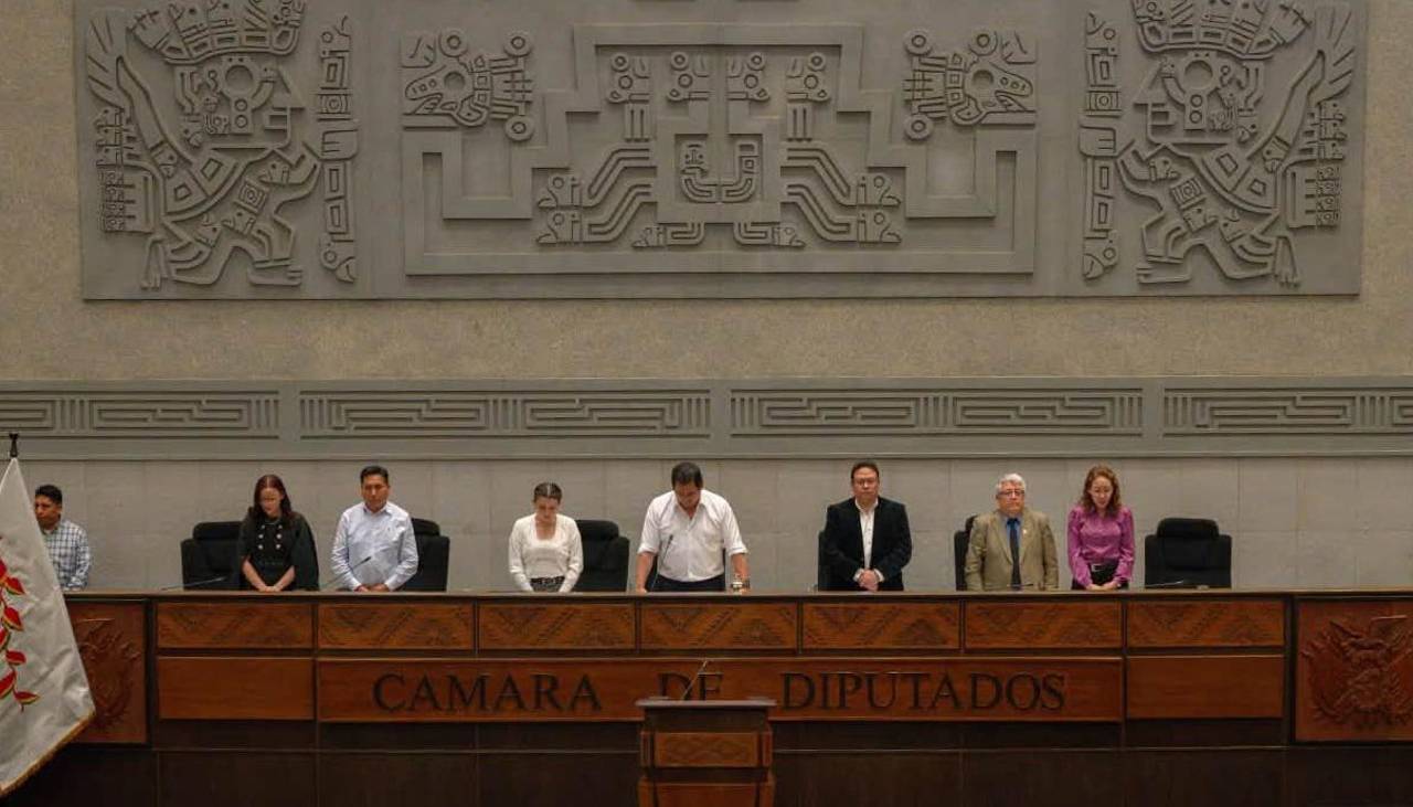 Convocan a diputados a las 17:30 de este viernes para la sesión preparatoria para elegir la directiva