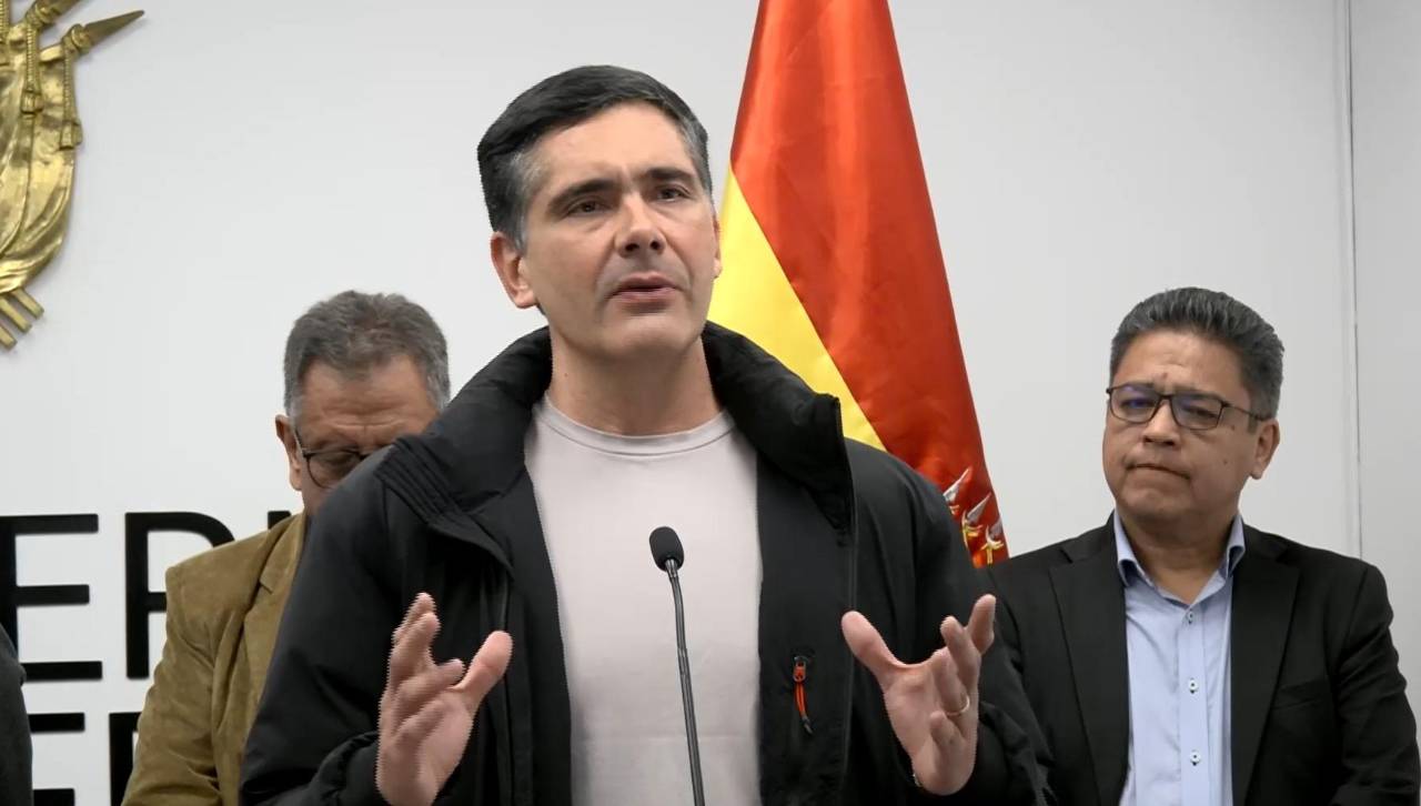 Gobierno convoca al diálogo a los campesinos de la Túpac Katari para este domingo