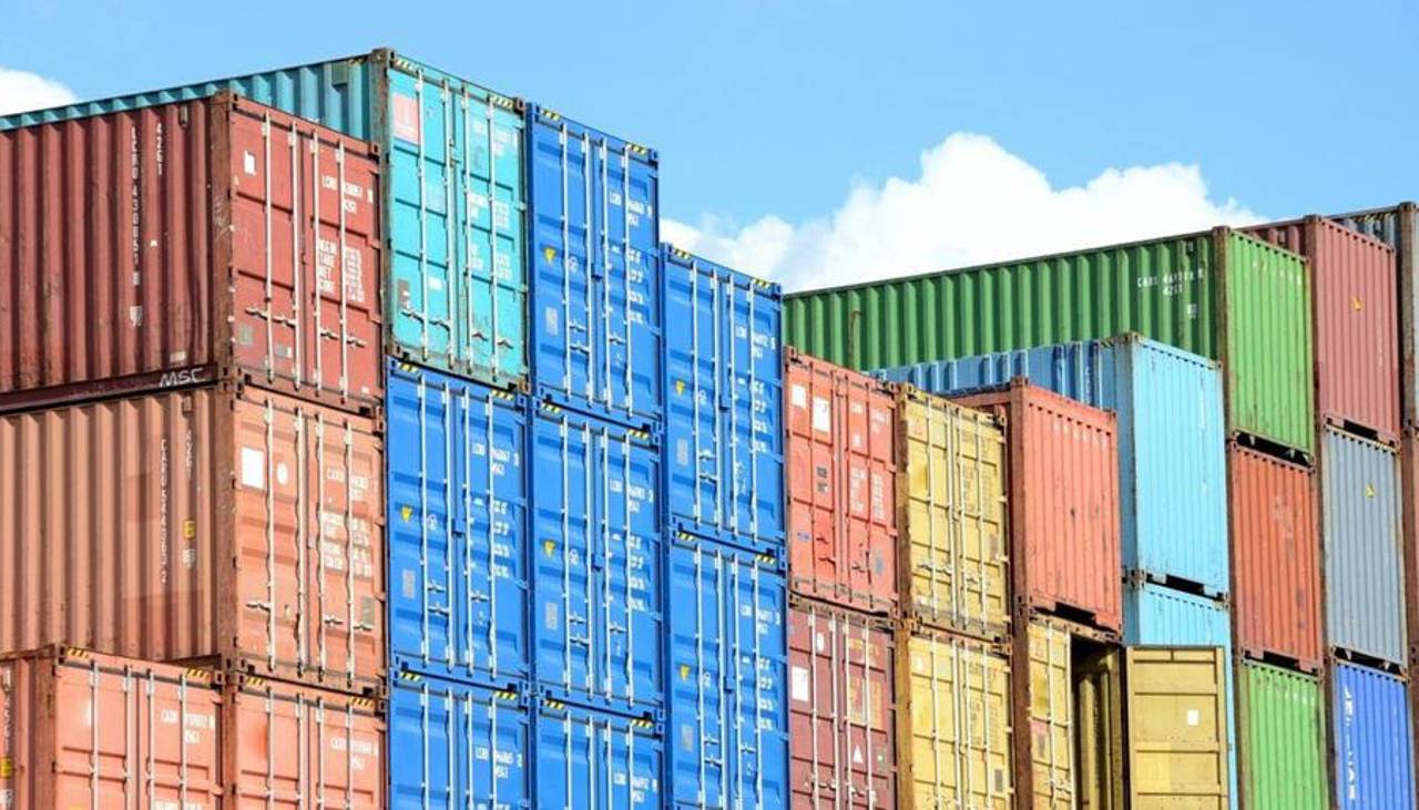 Bolivia registró un superávit comercial $us 1.669 millones entre enero y junio de este año, según el INE