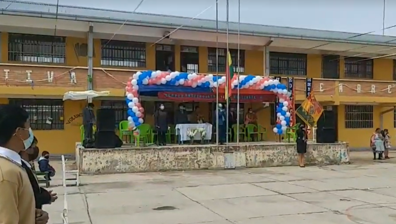 Unidades educativas de La Paz y El Alto presentan desperfectos a días de comenzar las clases