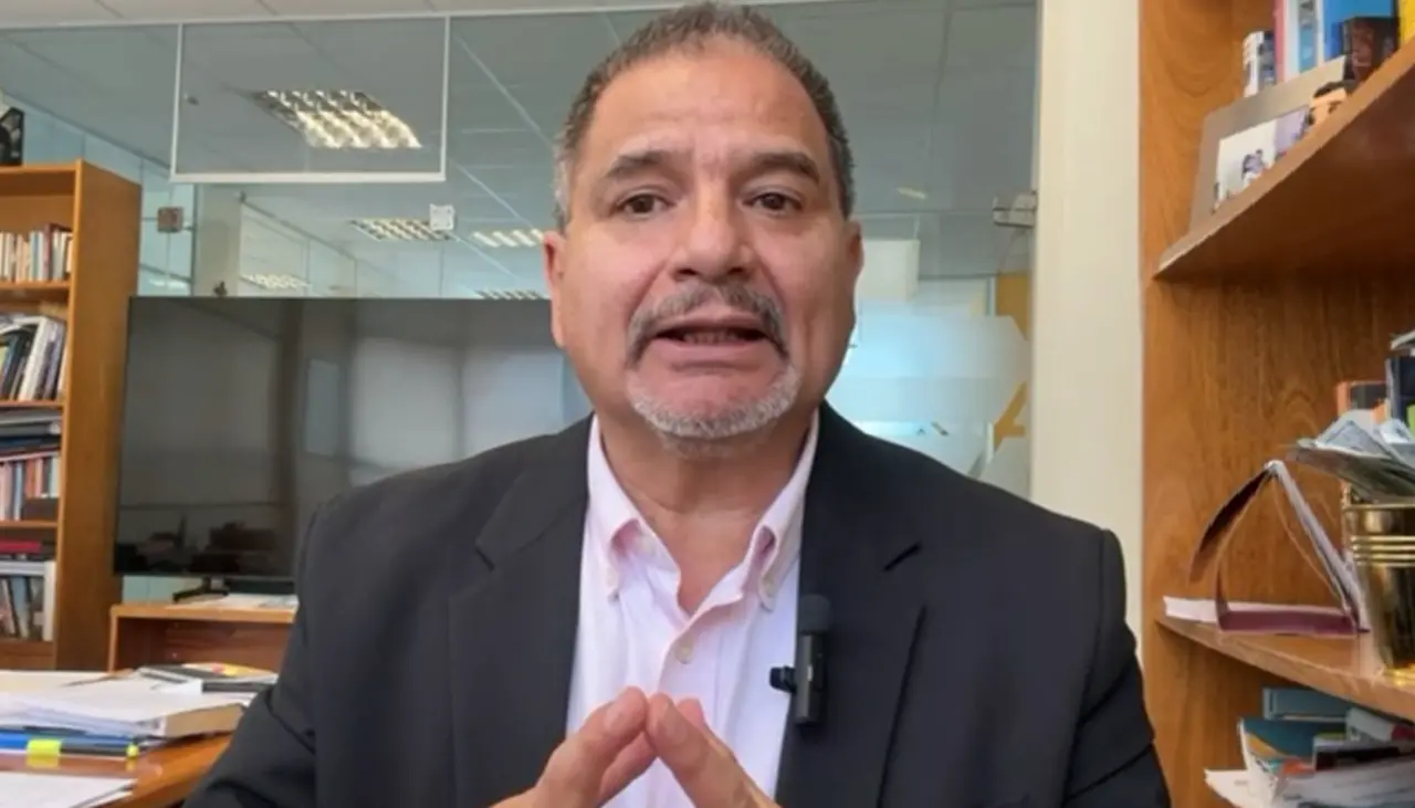 Valor referencial del dólar no implica una devaluación o nuevo tipo de cambio, señala economista