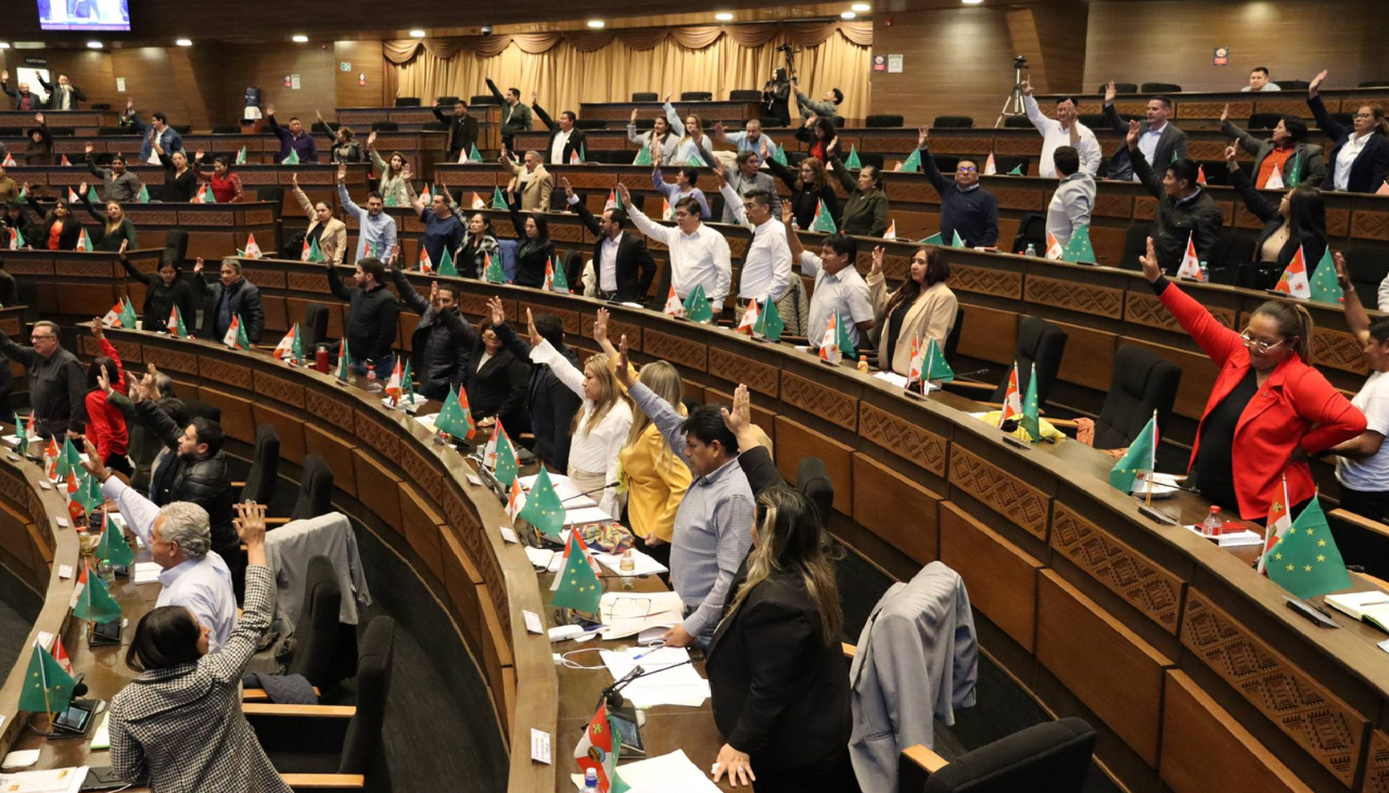 Bancadas parlamentarias definirán representantes para la ‘Comisión de la verdad de los hidrocarburos’