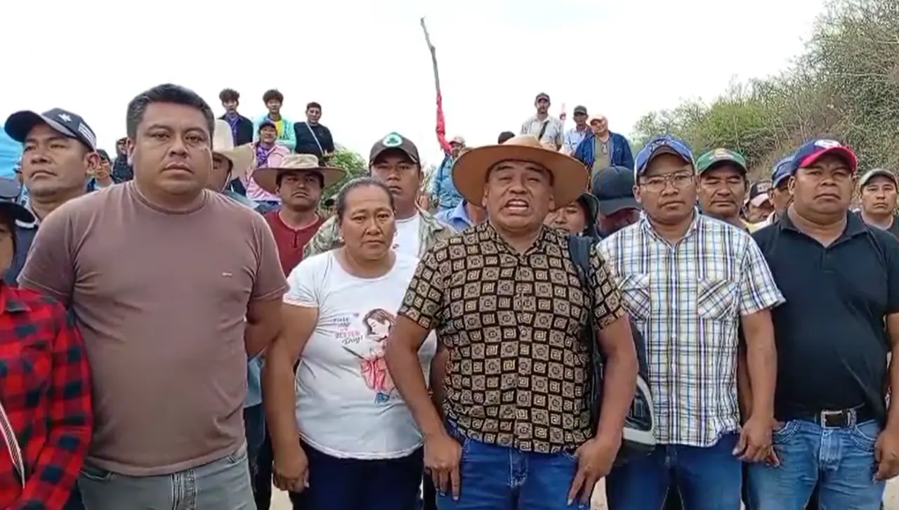 Abapó: Movilizados no irán a la Gobernación cruceña y exigen que Camacho llegue al punto de bloqueo