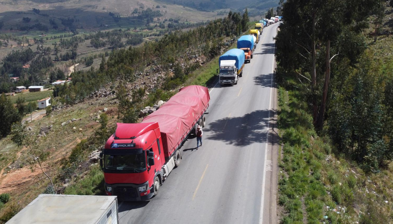 Transporte pesado analiza incrementar el precio de los fletes en un 40%