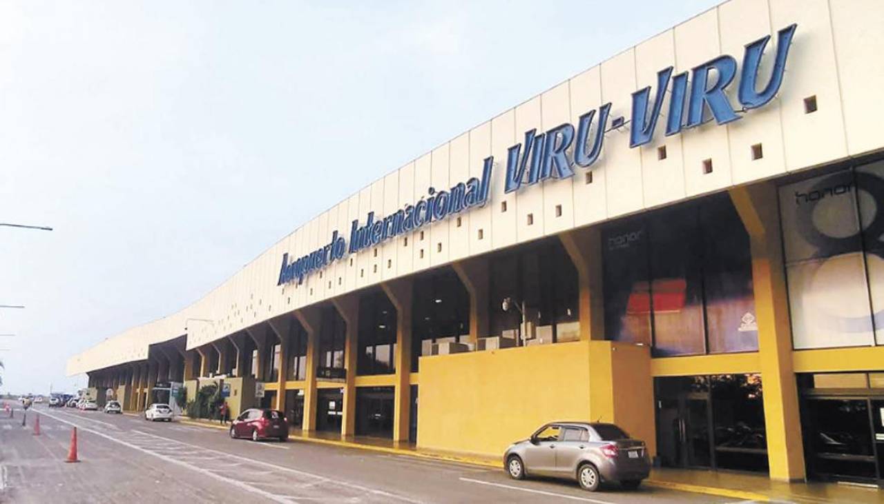 Defensoría dice que un grupo de cubanos que arribó a Viru Viru pide refugio y exhorta a las autoridades a cumplir acuerdos