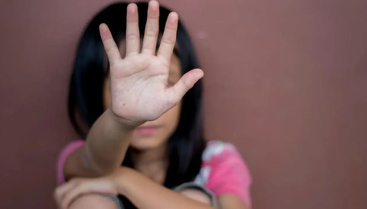 Una adolescente fue víctima de violación cuando retornaba a su hogar después de jugar en una cancha deportiva