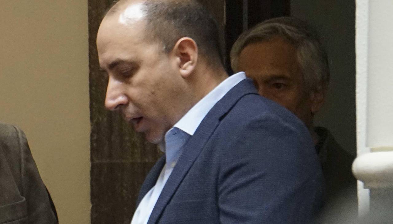 “Mientras más habla Cerimedo, más hunde al Gobierno”, dice diputado de Súmate; Libre exige explicaciones