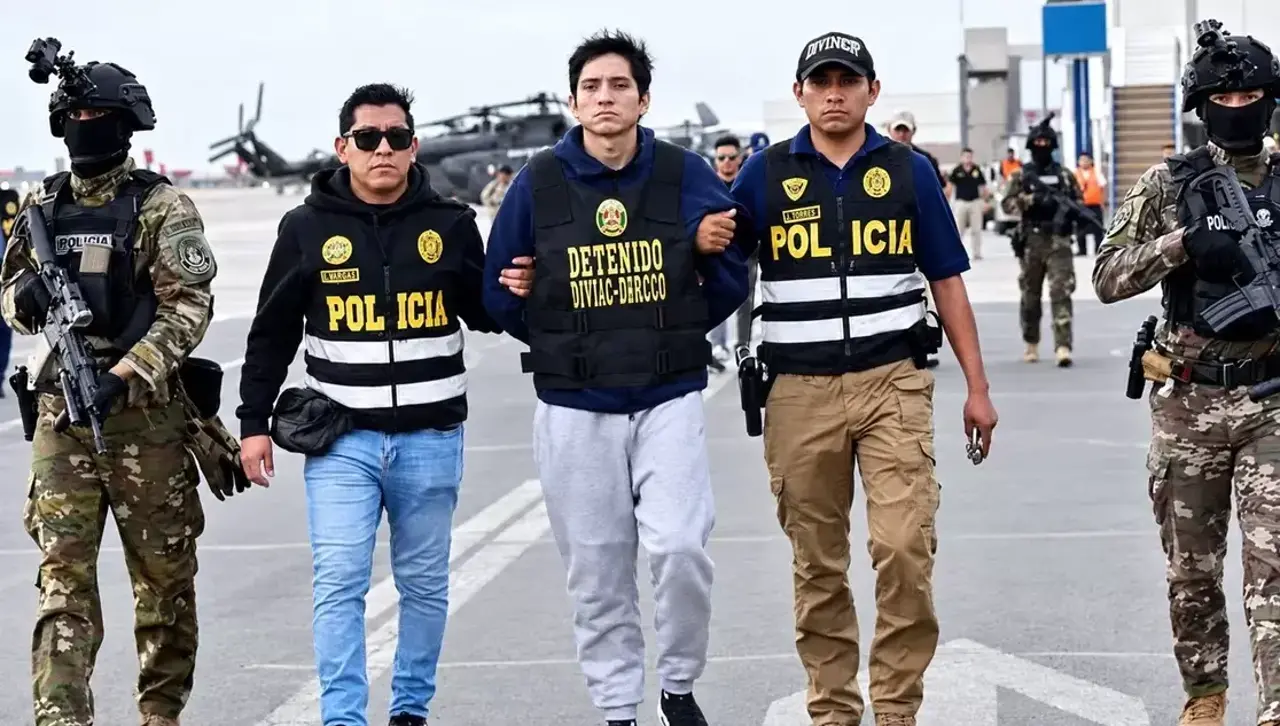 Líder de banda criminal peruana Los Pulpos capturado en Bolivia va a cárcel en base naval