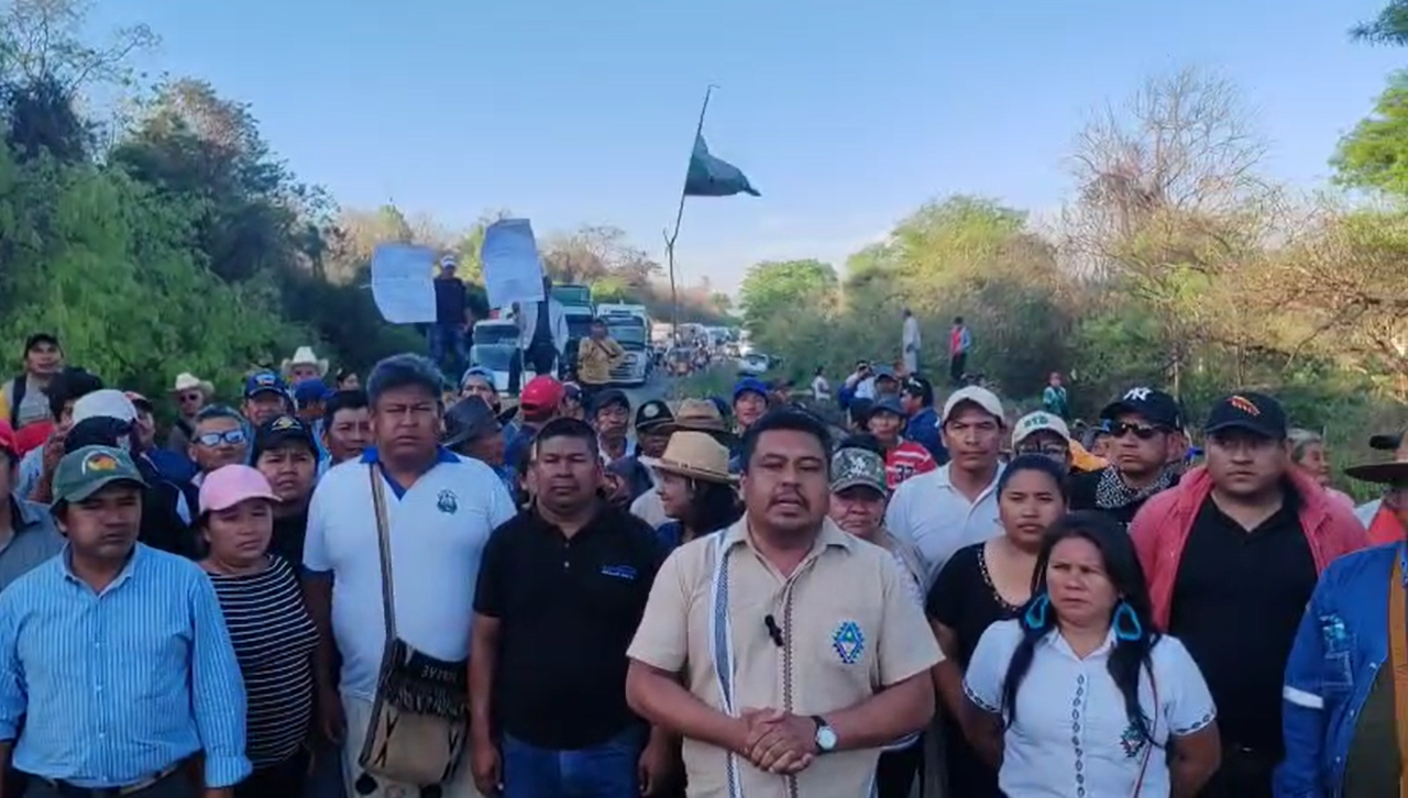 Bloqueo en Abapó se masifica y movilizados rechazan reunirse con la Subgobernación de Cordillera