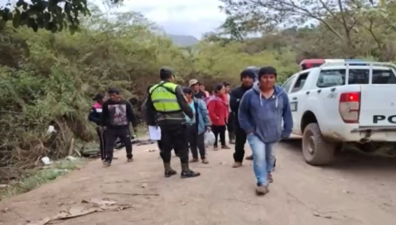 Dos personas quedan heridas en un enfrentamiento entre mineros y comunarios, según la Policía