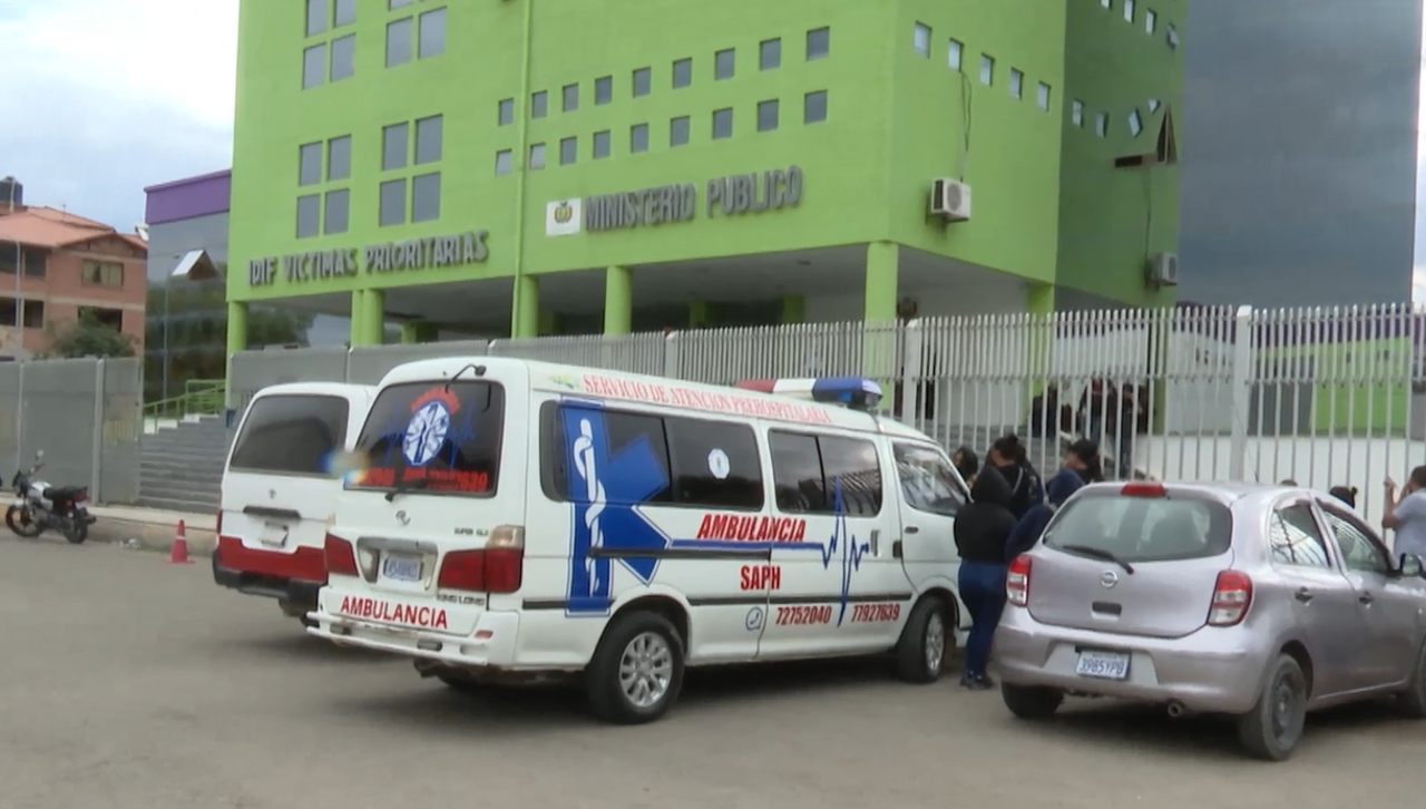 Muere la segunda víctima de un accidente en moto y la familia exige que se investigue por qué les “negaron” la atención