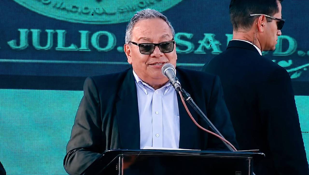 “No existe una nueva ley educativa, ni una ley hecha a espaldas de los maestros”, dice ministro de Educación