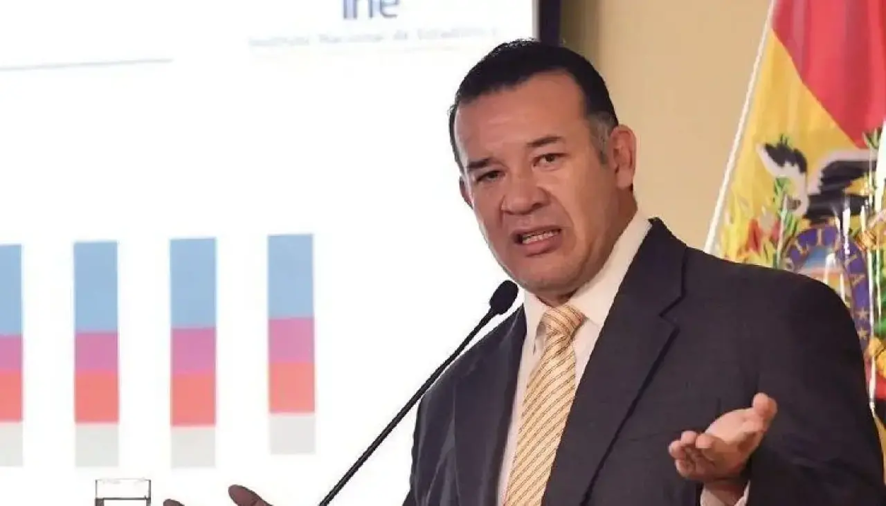 La economía boliviana se achica 2,4% al primer semestre de 2025, reporta el INE