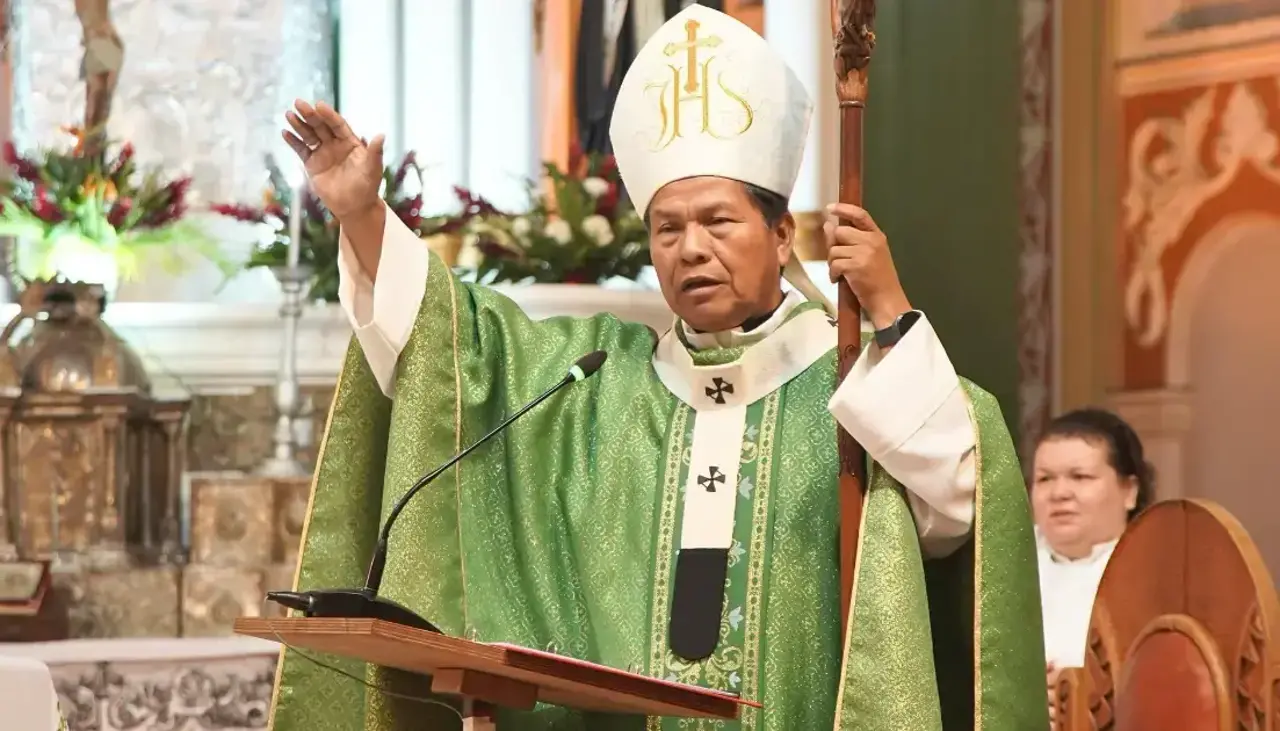 Monseñor Leigue: “Estamos esperando que las autoridades nos digan qué está pasando y que sean sinceras con el pueblo boliviano”