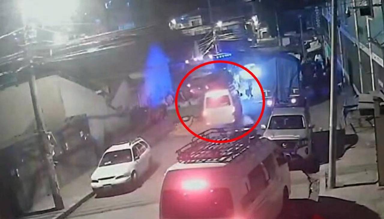 Imágenes sensibles: Así fue el choque que dejó dos muertos y nueve heridos en La Paz