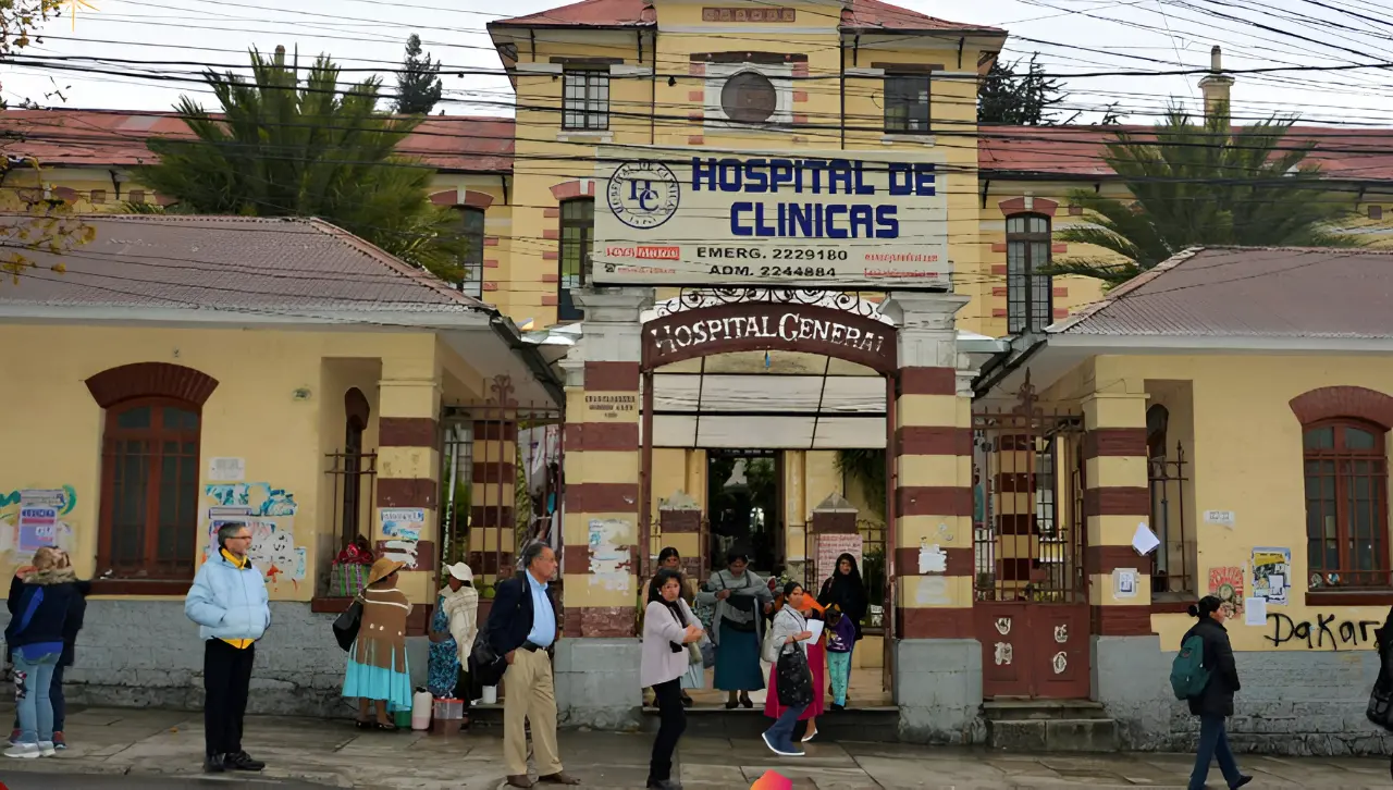 “El que sufre es el paciente”: Reportan falta de insumos y medicamentos en hospitales públicos de La Paz 