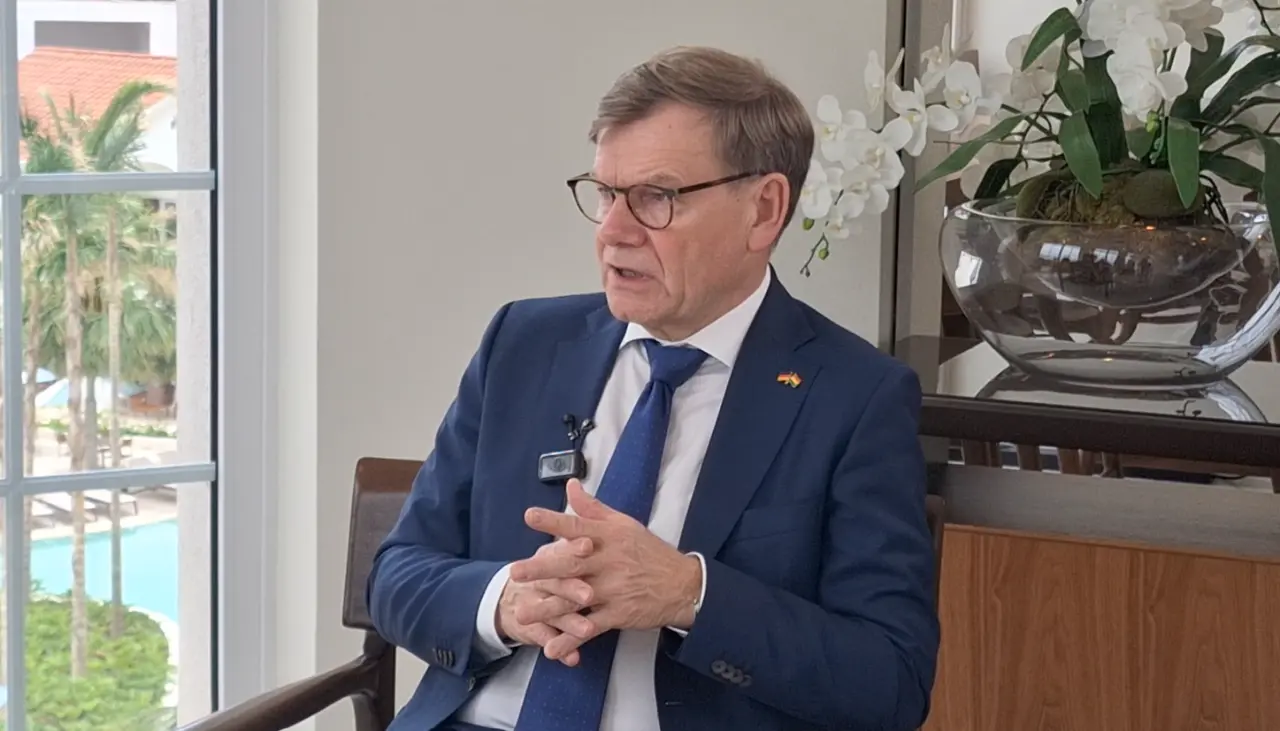  Ministro alemán se reúne con el canciller Aramayo y se espera el encuentro con Paz