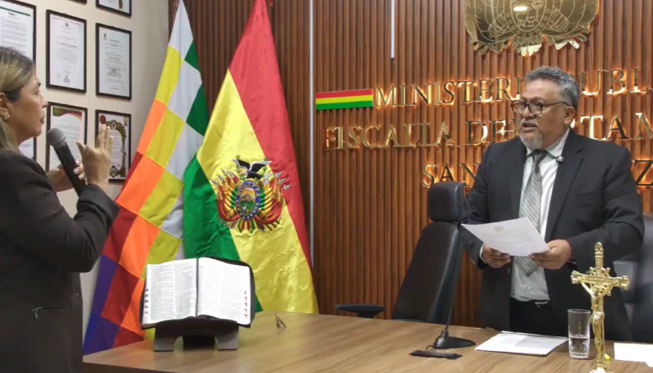Mabel Andrade asume como fiscal departamental de Santa Cruz interina tras aprehensión de Alberto Zeballos