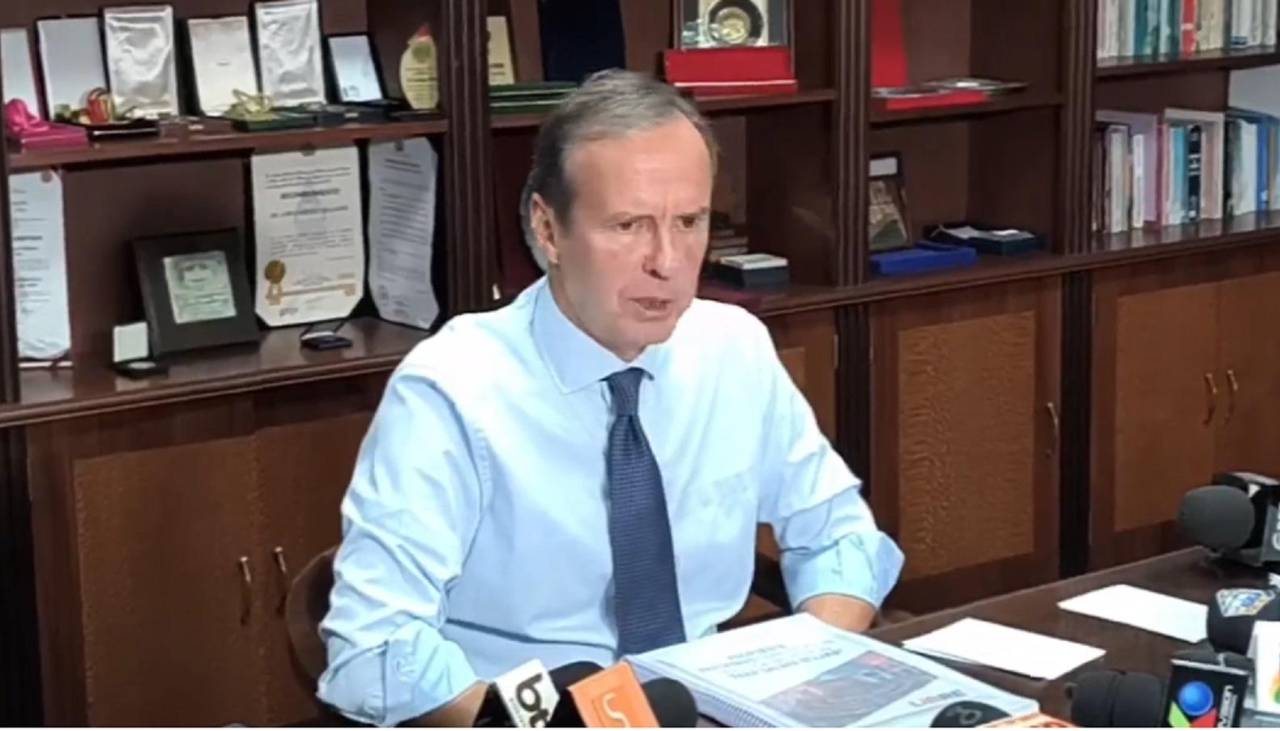 Tuto dice que el Gobierno está sin rumbo y que “todo se encubre, nada se investiga”