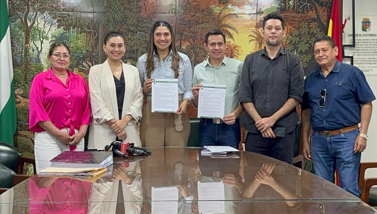 Tras compromiso, convocan a sesión del Concejo municipal cruceño para este martes