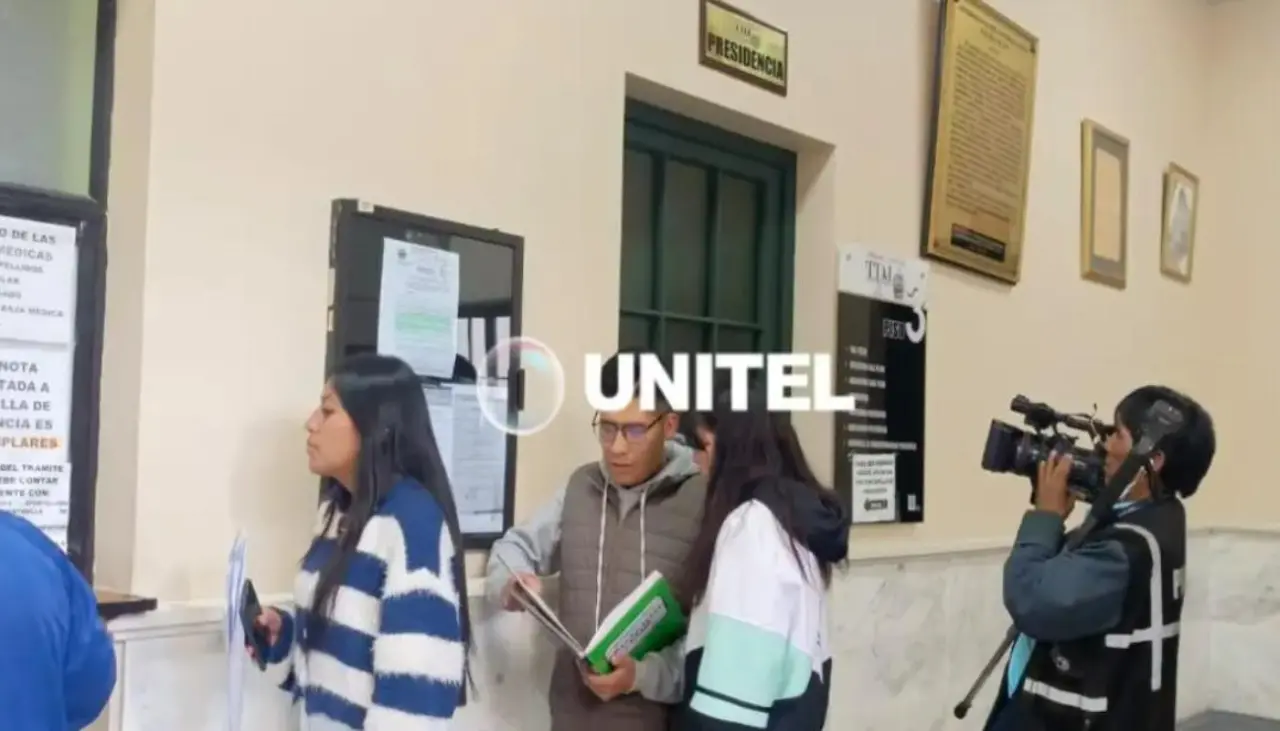 Caso consorcio: Edecán del expresidente del TDJ de La Paz enfrenta proceso disciplinario en la Policía 
