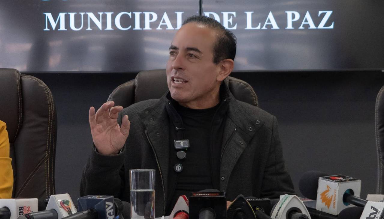 Dockweiler dice que se hallaron 163 “presuntos ítems fantasmas” en la Alcaldía de La Paz 
