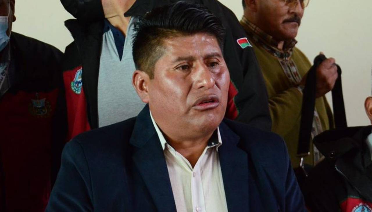 En pleno feriado, dirigente vecinal investigado por los bloqueos recibe detención domiciliaria, según su abogado
