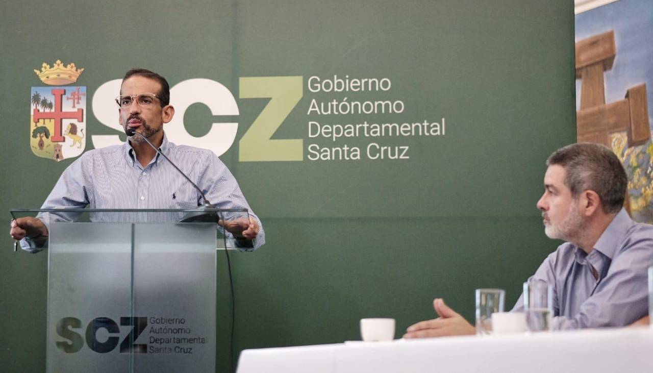 Camacho dice que plan para desalojar “delincuentes” de predios tomados empezará en “pocas horas”