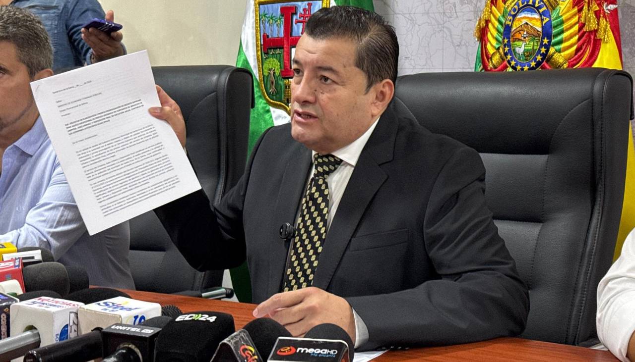 Caso Mutualista: Justicia fija fianza de Bs 100.000 y control judicial para el alcalde Jhonny Fernández