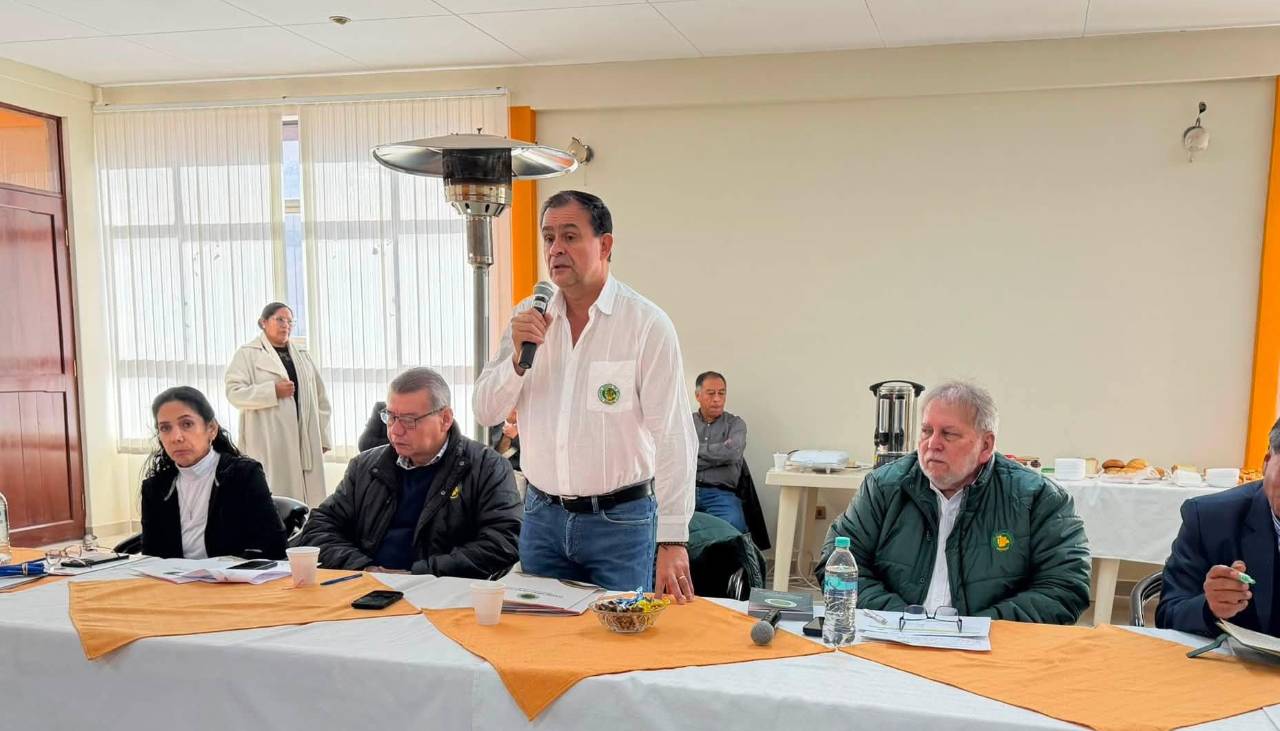 Hospitales no tendrán atención este viernes; sigue el paro de médicos y trabajadores de salud
