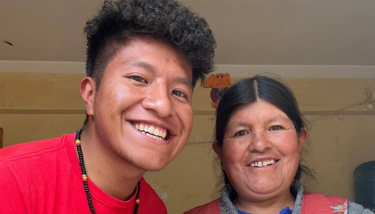 Fallece la mamá del conocido creador de contenido boliviano Jhon Parker