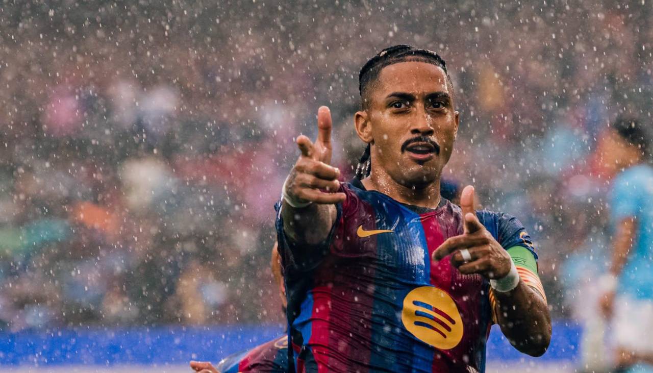 Raphinha lidera la goleada del Barcelona ante el Feyenoord