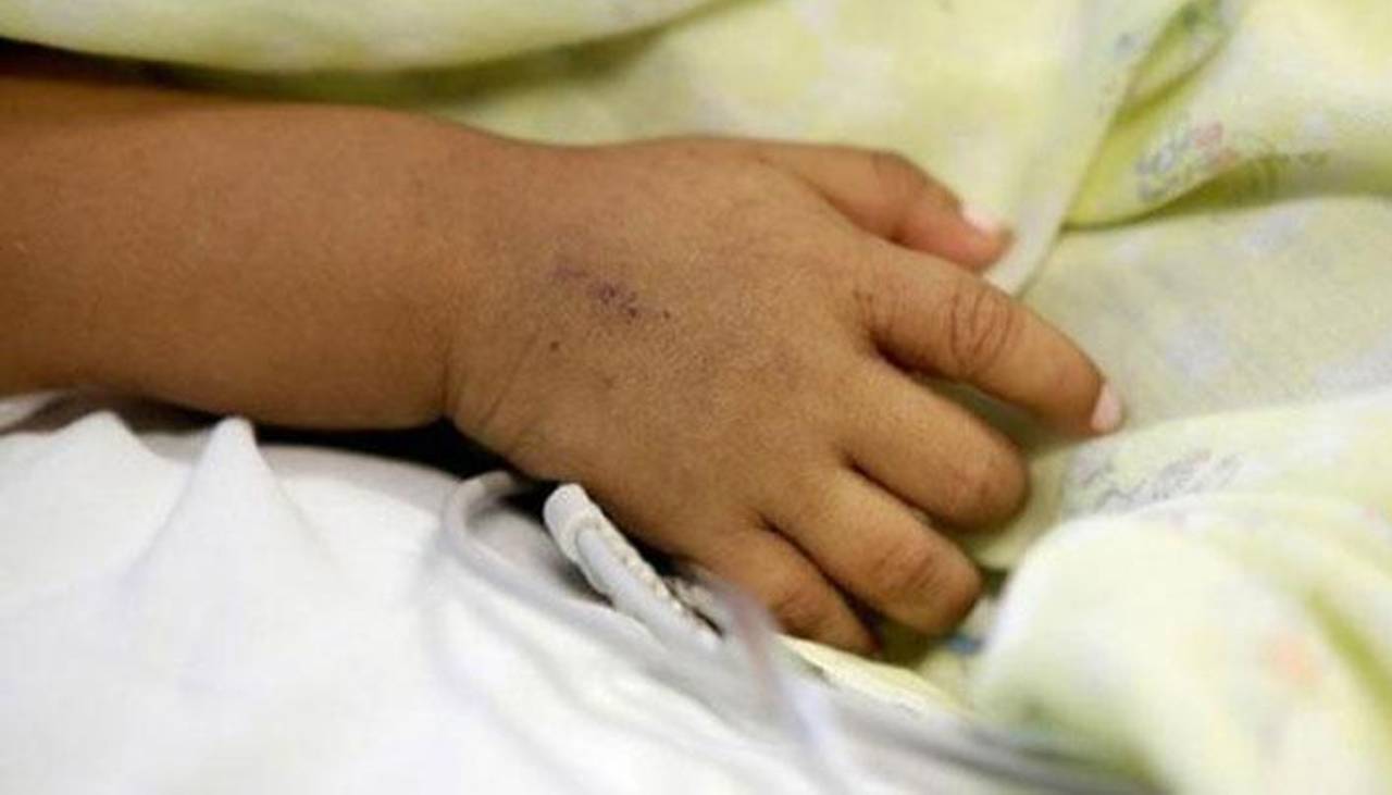 “En los pulmones tenía leche”, autopsia revela que bebé murió atragantado tras lactar