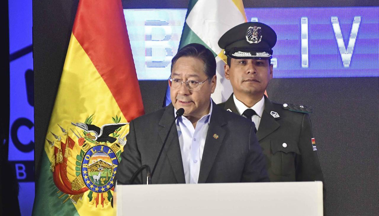 Arce dice que deja “un mejor país” y que el proceso de cambio dio “resultados favorables”