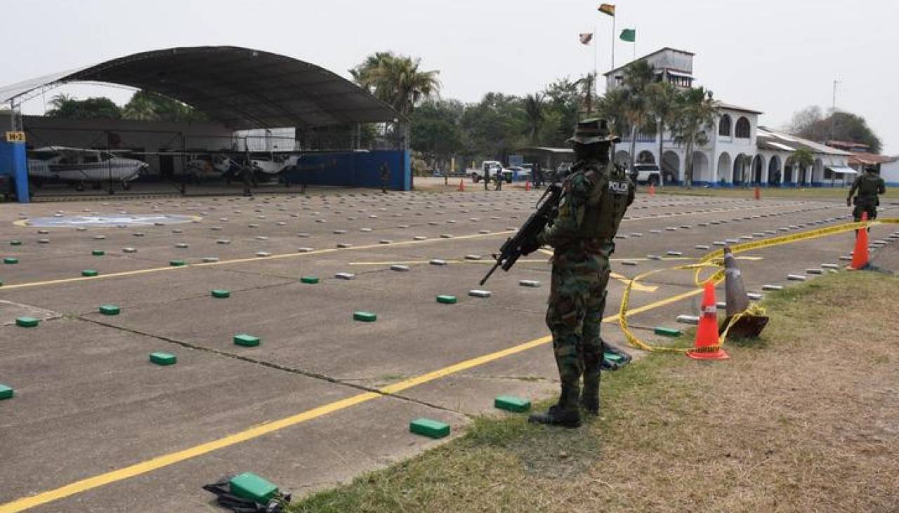 En Beni secuestran más de 760 kilos de droga y armas