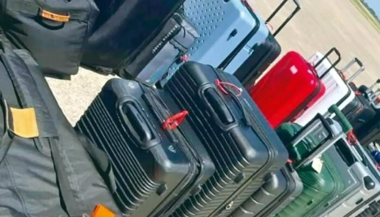 Caso maletas: Legisladores de Libre solicitan informe oral al ministro de Gobierno 