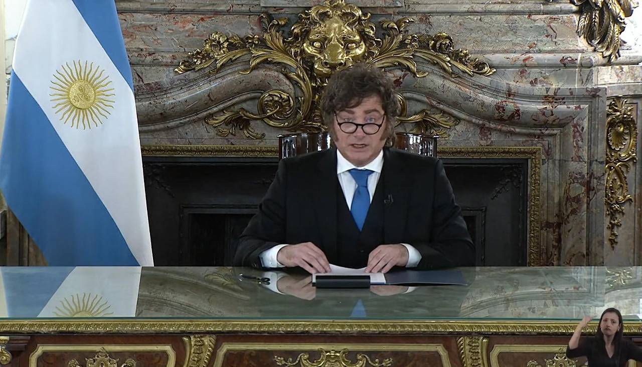 Milei sancionará a empresas que operen en Malvinas e instalará base naval en sur argentino