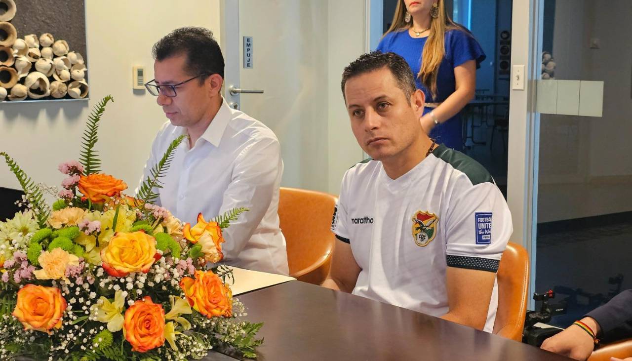 Diputados cuestionan viaje de Edmand Lara a Panamá