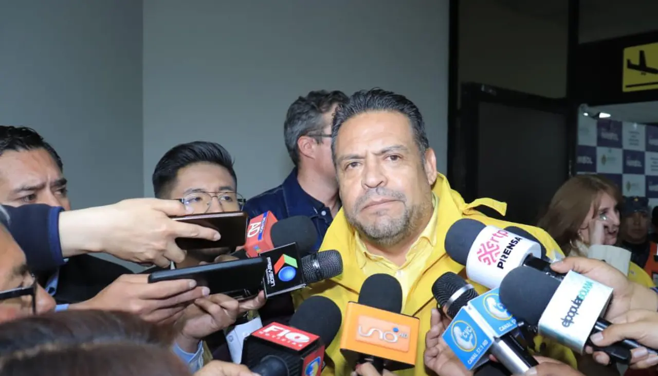 “Estamos volviendo a demostrar nuestra inocencia”, afirma Luis Revilla al regresar al país después de casi cuatro años