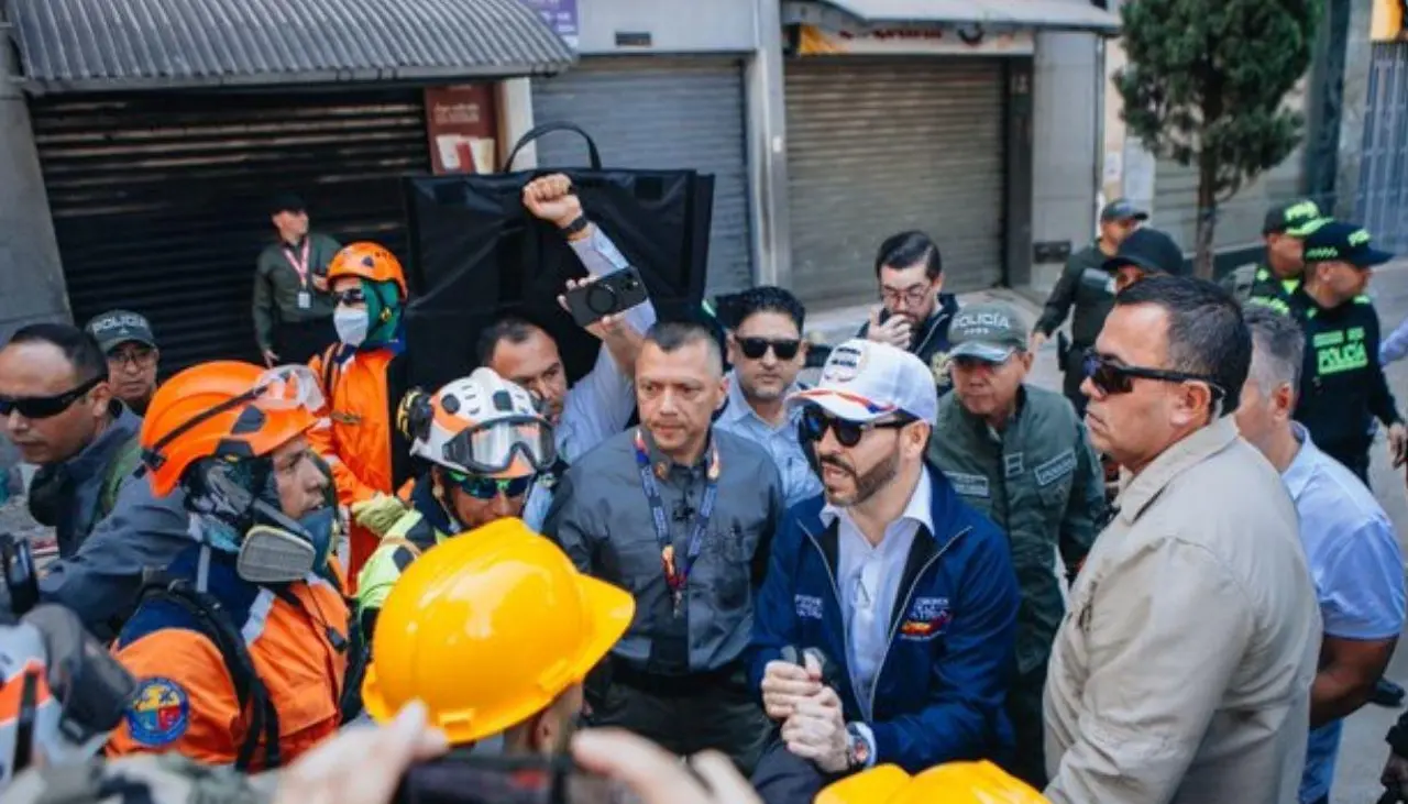De la Espriella visita Pereira, una de las ciudades más afectadas por el terremoto